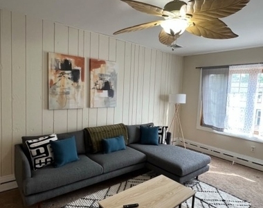 815 Seymour Ave - Photo Thumbnail 7