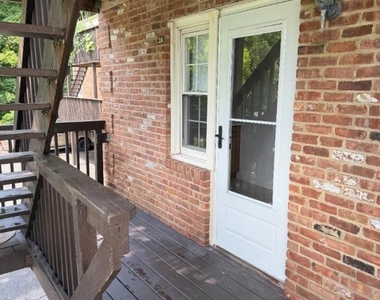 17 Dartmouth Ave - Photo Thumbnail 13