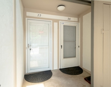 26 Kayser Ln - Photo Thumbnail 2