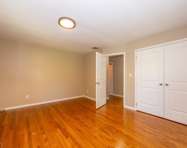 65 Wetmore Ave - Photo Thumbnail 9
