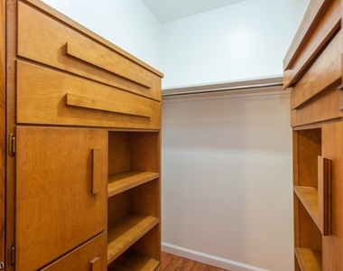 681 Easton Ave - Photo Thumbnail 15