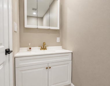 202 Palermo Avenue - Photo Thumbnail 23