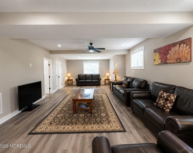 202 Palermo Avenue - Photo Thumbnail 15