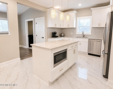202 Palermo Avenue - Photo Thumbnail 21