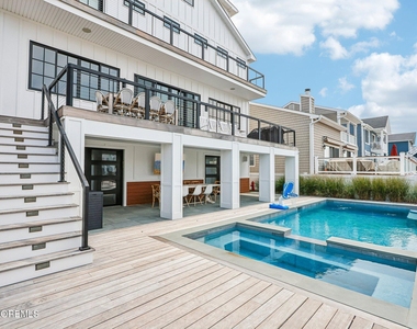 1742 Bay Boulevard - Photo Thumbnail 29