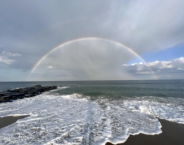 419 Beach Front - Photo Thumbnail 27