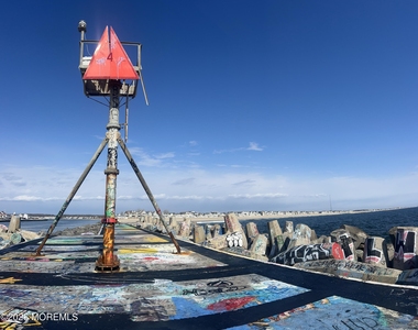 419 Beach Front - Photo Thumbnail 26