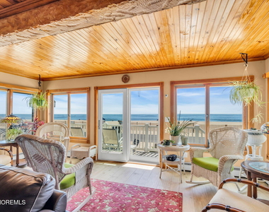 419 Beach Front - Photo Thumbnail 6
