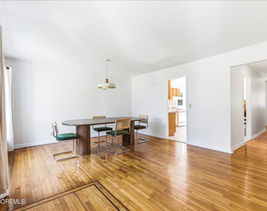 506 Woodland Road - Photo Thumbnail 9