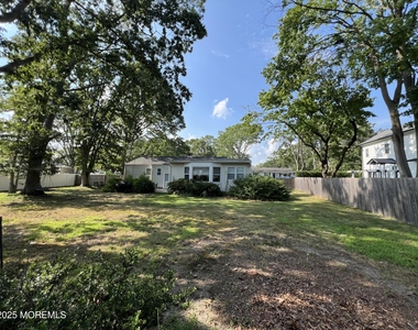 8 Corey Drive - Photo Thumbnail 9