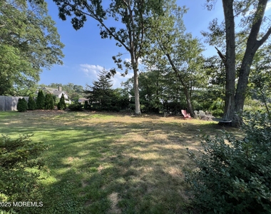 8 Corey Drive - Photo Thumbnail 11