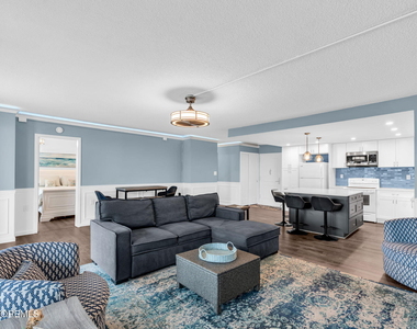 480 Ocean Boulevard - Photo Thumbnail 7