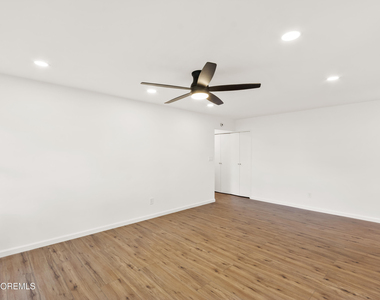 70 Stonehurst Boulevard - Photo Thumbnail 2