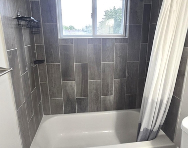 1032 Valley Stream Road - Photo Thumbnail 12