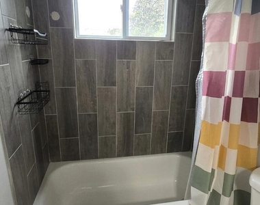 1032 Valley Stream Road - Photo Thumbnail 16