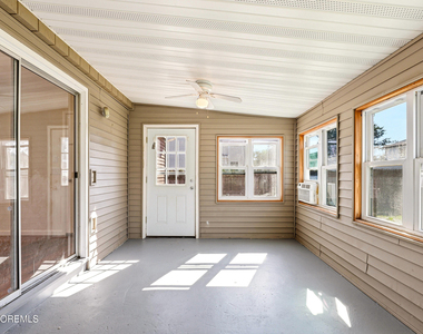 1200 Lawrence Avenue - Photo Thumbnail 18
