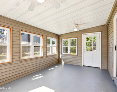 1200 Lawrence Avenue - Photo Thumbnail 16