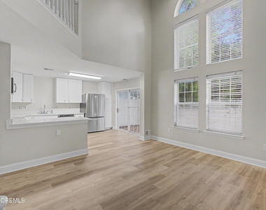 77 Picket Place - Photo Thumbnail 7