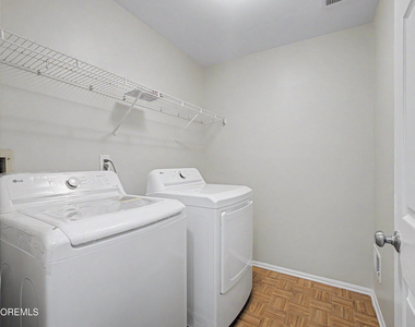 77 Picket Place - Photo Thumbnail 25