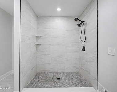 77 Picket Place - Photo Thumbnail 19