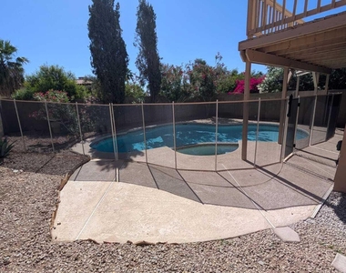 9223 S 45th Place - Photo Thumbnail 24