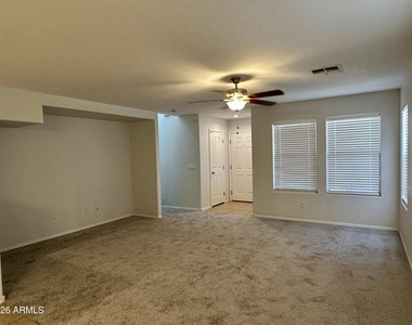 5809 E Hampton Avenue - Photo Thumbnail 7
