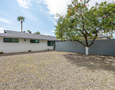 4639 N 12th Avenue - Photo Thumbnail 15