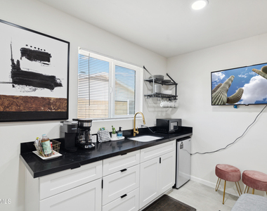 6943 E Granada Road - Photo Thumbnail 20