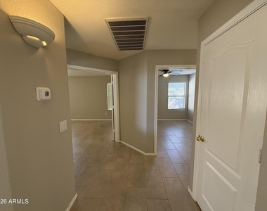 1644 E Oakland Street - Photo Thumbnail 19