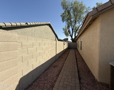 1644 E Oakland Street - Photo Thumbnail 43