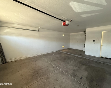 1644 E Oakland Street - Photo Thumbnail 45