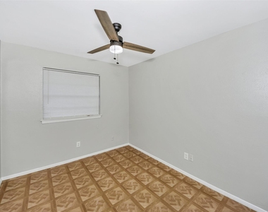 6800 Yorkston Street - Photo Thumbnail 22