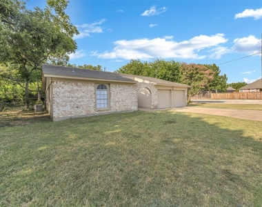 6800 Yorkston Street - Photo Thumbnail 2