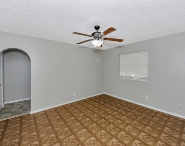 6800 Yorkston Street - Photo Thumbnail 12