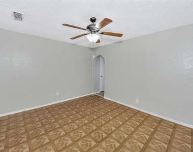 6800 Yorkston Street - Photo Thumbnail 13