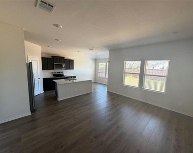 13125 Hideaway Lane - Photo Thumbnail 2