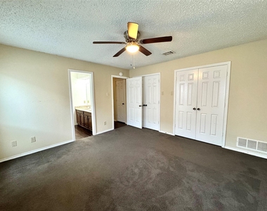 13217 Fall Manor - Photo Thumbnail 7