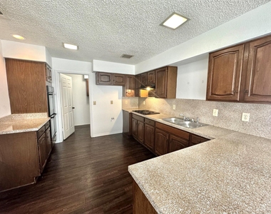 13217 Fall Manor - Photo Thumbnail 2