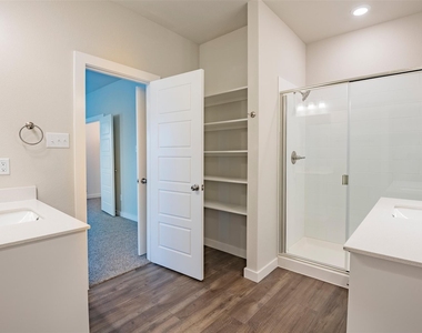 644 Wheatfield Drive - Photo Thumbnail 18