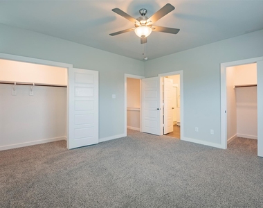 644 Wheatfield Drive - Photo Thumbnail 16
