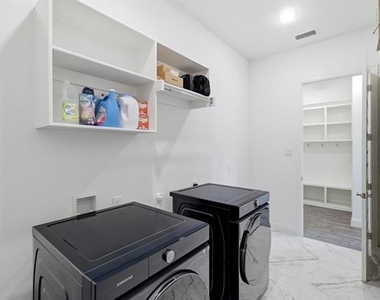 3305 Morris Lane - Photo Thumbnail 8