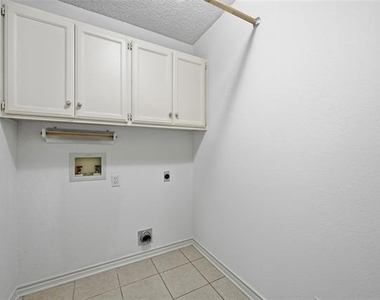 1908 Paula Drive - Photo Thumbnail 18