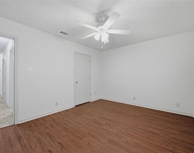 1908 Paula Drive - Photo Thumbnail 17