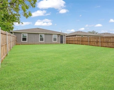 419 E Hull Street - Photo Thumbnail 15