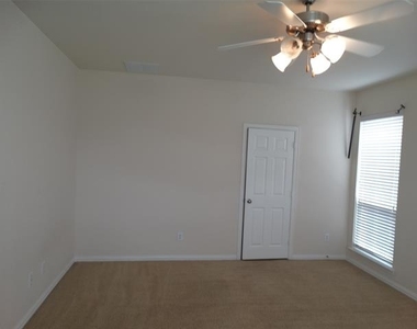11897 Lampwick Lane - Photo Thumbnail 14