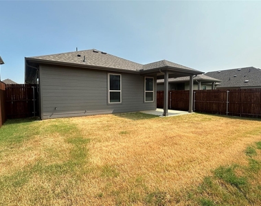 1713 Meadow Crest Drive - Photo Thumbnail 17