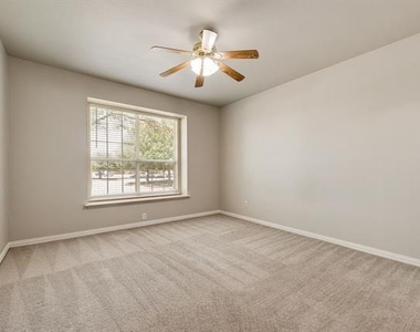 11632 Lenox Lane - Photo Thumbnail 15