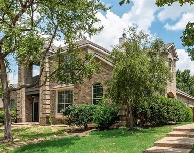 11632 Lenox Lane - Photo Thumbnail 2