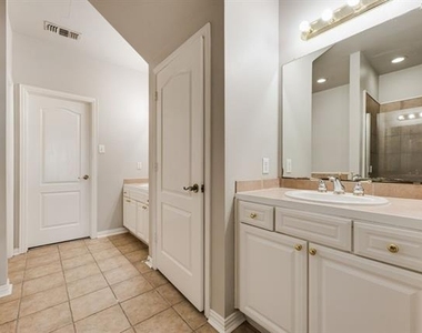 11632 Lenox Lane - Photo Thumbnail 18