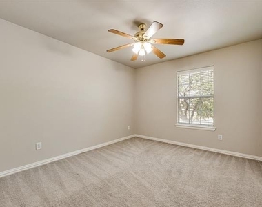 11632 Lenox Lane - Photo Thumbnail 10